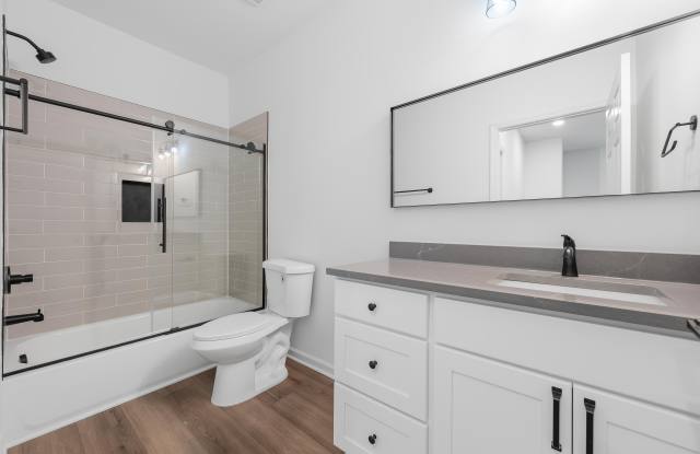 Avana Lexington Gallery 2