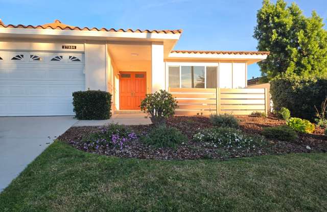 Newly-Remodeled RPV Family Home with a View Gallery 1