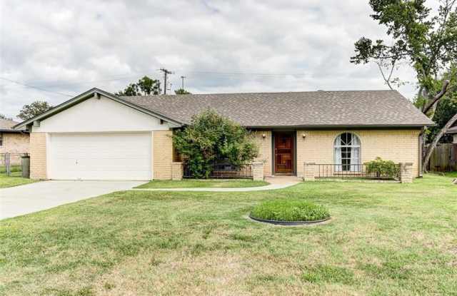 3503 Old Oaks Drive photos photos