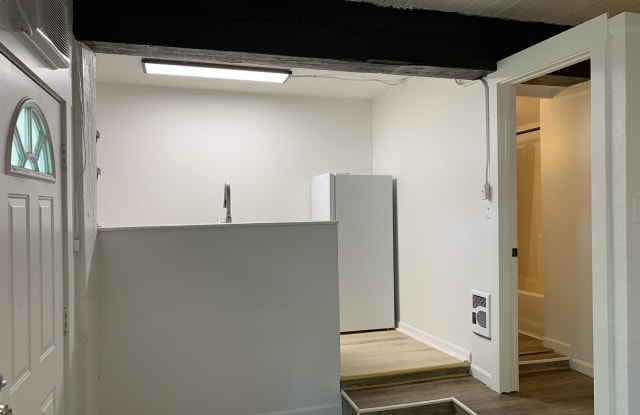 1411 East Sherman Avenue #2 Gallery 3