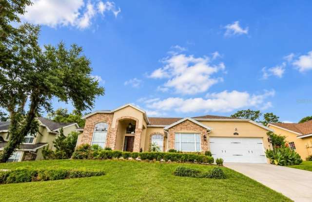 2226 LAKE MARION Drive Gallery 1