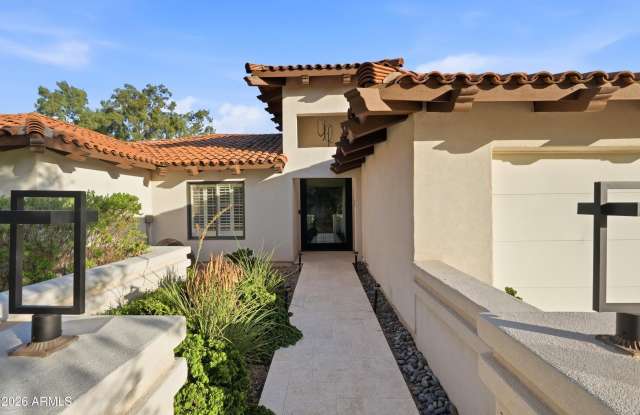 3187 E BERRIDGE Lane Gallery 4