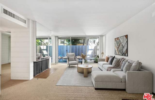 835 Moraga Dr - 835 Moraga Drive, Los Angeles, CA 90049