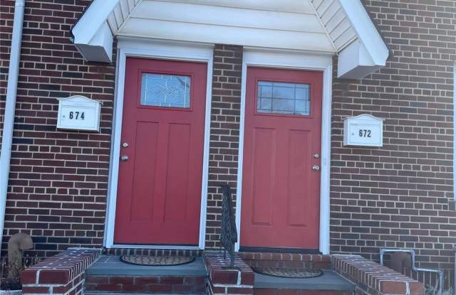 674 Willis Avenue - 674 Willis Avenue, Williston Park, NY 11596