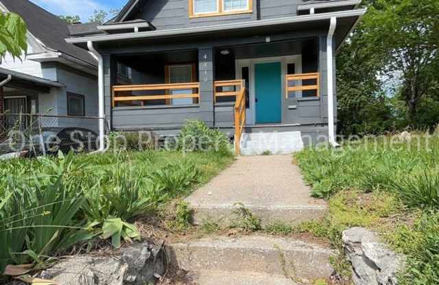 Charming 3-bedroom, 2-bath home in Kansas City photos photos