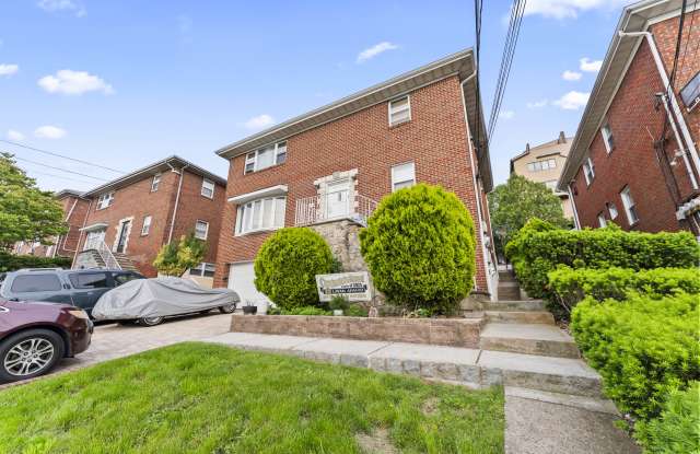 214 11th St photos photos