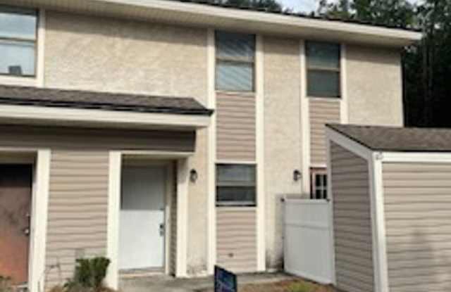 MOVE-IN READY (No Pets) |  ONLY PAY ELECTRIC + RENT Gallery 1