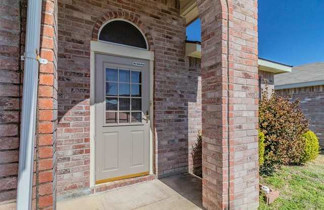 811 Engleside Drive Gallery 4