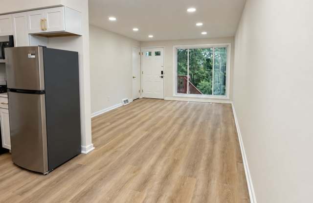 115 Elias Drive Gallery 4