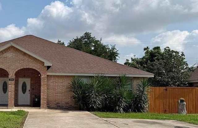 1110 W Gardenia Avenue Gallery 1