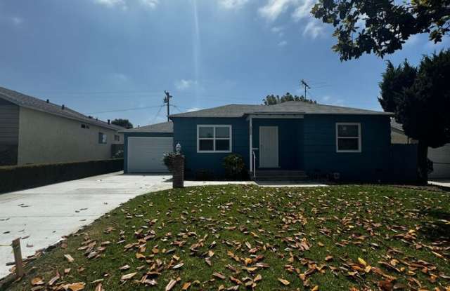 8820 Strub Ave. photos photos