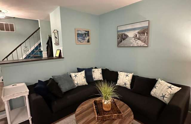 3 E Central Avenue Gallery 2