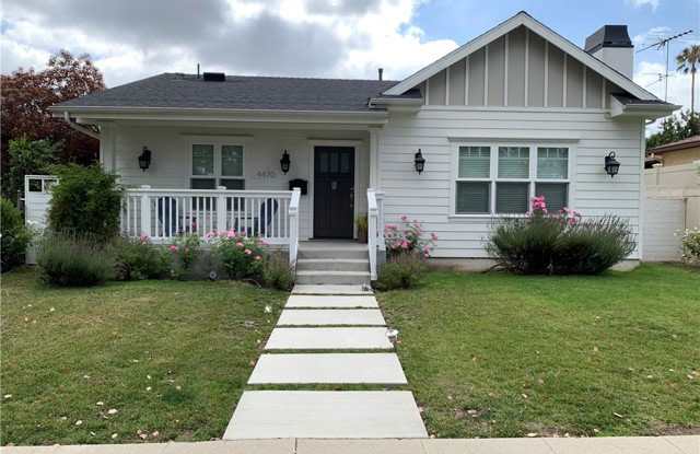 4470 Stansbury Avenue photos photos