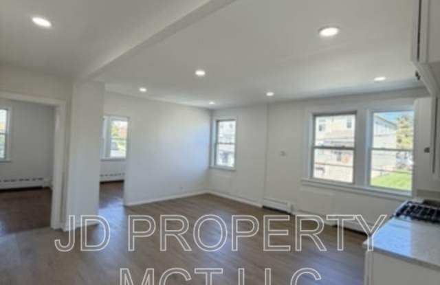 21 VAN COURTLAND PLACE - 2 Gallery 2
