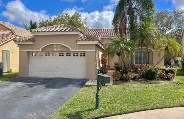 1236 Bayview Circle photos photos