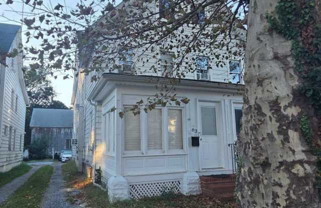 83 CHESTNUT Street Gallery 2
