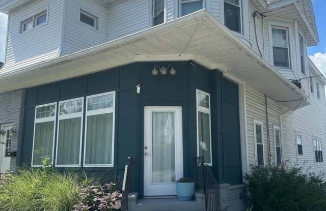 1689 Avenue A Gallery 1