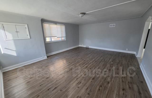 2207 West Laskey Road - 1 Gallery 2
