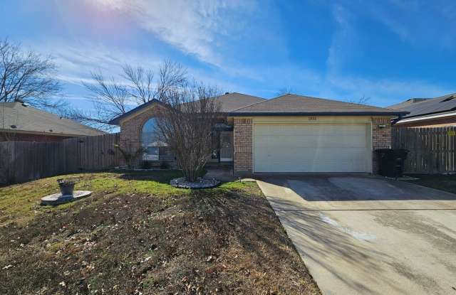 NEW IN MANAGEMENT - AVAILABLE NOW! - 2602 Coley Drive, Killeen, TX 76543