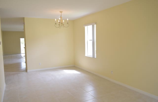9422 Windrift Circle Gallery 2
