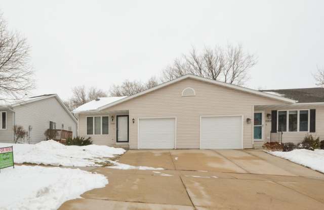 Twin home with walk-out basement  great updates! photos photos