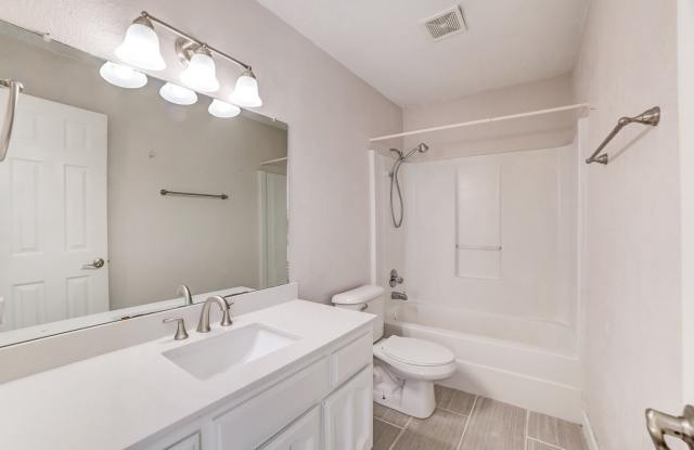 Stunning Bixby Home Available For Rent! - 13332 South 91st East Avenue, Bixby, OK 74008