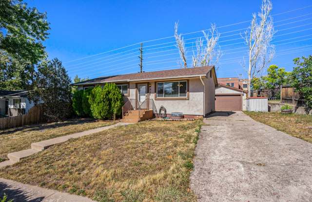 Great house near UCCS with 2x kitchen and 2x laundry! photos photos Great house near UCCS with 2x kitchen and 2x laundry! photos photos