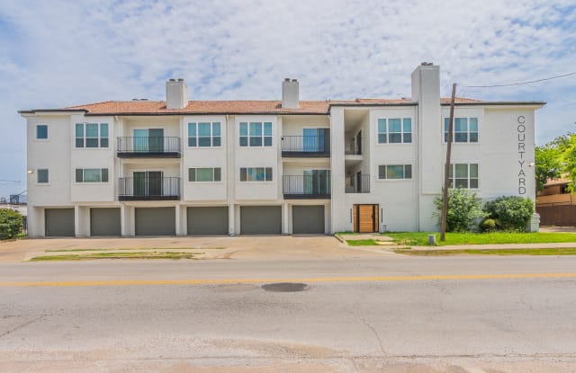 Courtyard Condominiums photos photos