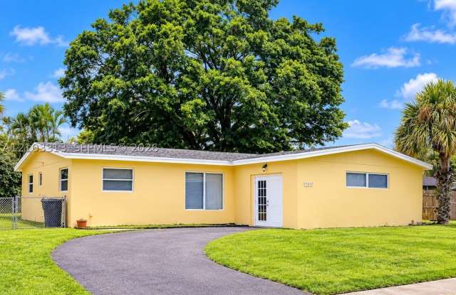 12217 Hillman Dr Gallery 1
