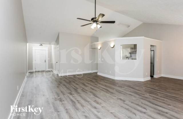 6247 Highgrove Drive Gallery 3