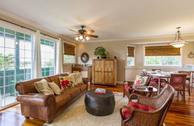 Estate on 1 acre 3 bedroom 2.5 baths and attached 2 car garage photos photos