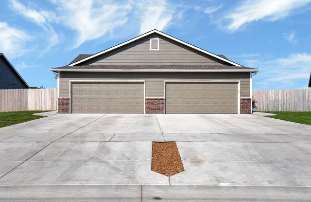 1327 Azena St - 1327 Azena Street, Andover, KS 67002