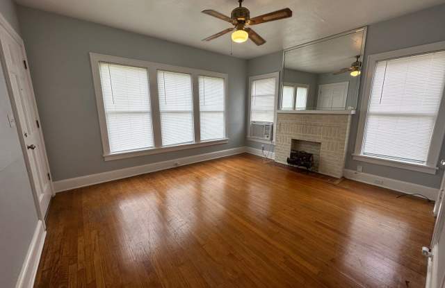 Spacious South Highlands Apartment Gallery 4
