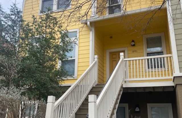 Luxurious Southtown Condo with 2 Car Garage for Rent photos photos