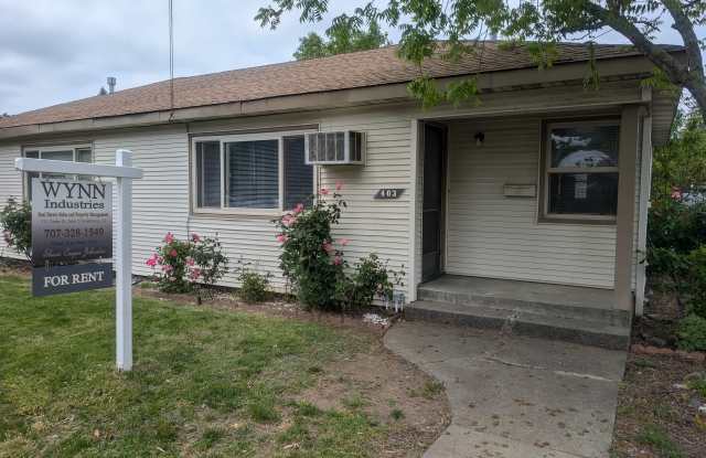 403 North St - 403 North Street, Healdsburg, CA 95448 403 North St - 403 North Street, Healdsburg, CA 95448