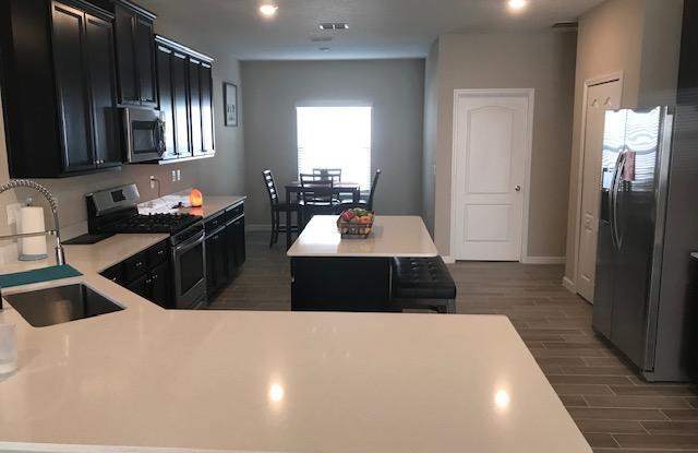 2134 AMBERLY DR Gallery 4
