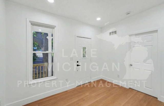 815 Davis Ave NW Gallery 4