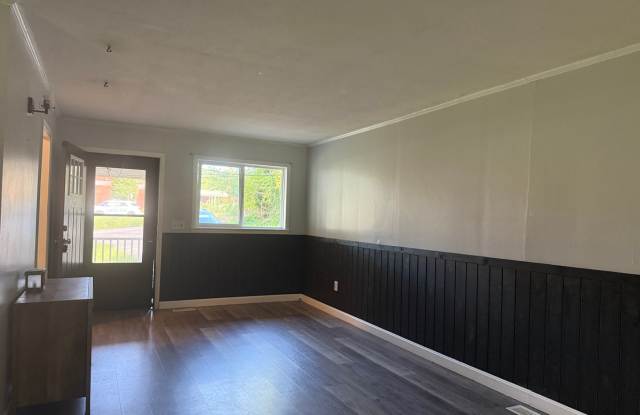 3 Bedroom 2 Bathroom Home in Greeneville, TN Gallery 4