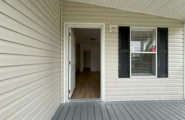 19237 Cedar Crest Court Gallery 2