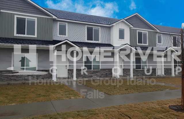 651 S 2400 W photos photos