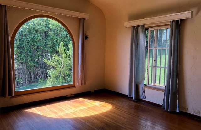 3916 Sierra Drive Gallery 2