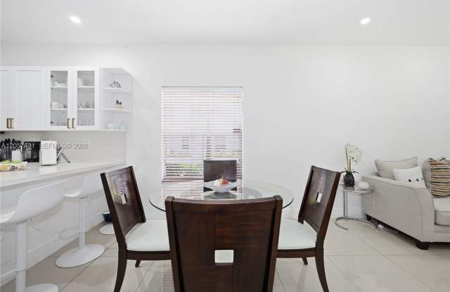 14030 SW 49th Street 10, Miramar, FL 33027 - 5996 Gallery 4