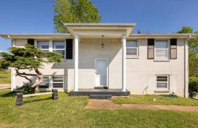 4718 Richards Court photos photos