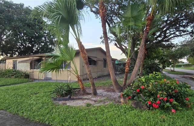 502 N 70th Way photos photos