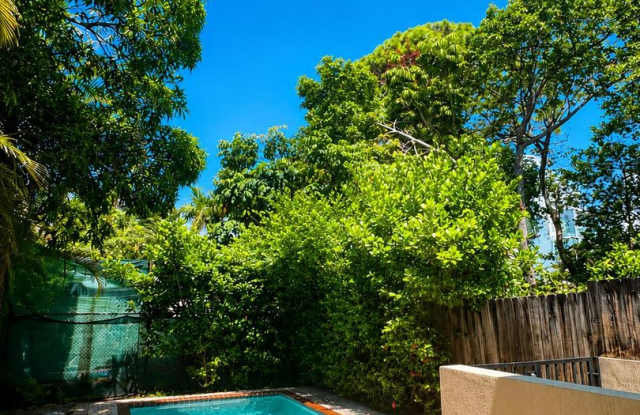 Beautiful Townhome for Rent Gallery 1