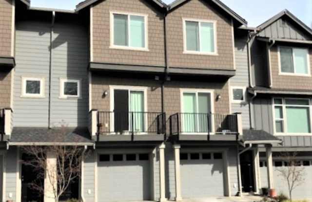 10517 - 14th Drive S.E. - 10517 14th Dr SE, Snohomish County, WA 98208