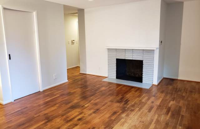 6225 Park Way Gallery 2