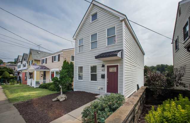 Modern 3-Bedroom 3-Bath Home for Rent in Mt Washington, Pittsburgh, PA photos photos