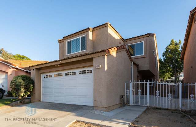 3 Bed 2.5 Bath House in Desirable Community of Southridge Fontana photos photos