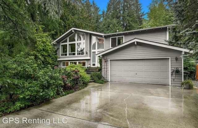 10436 NE 204th Place - 10436 Northeast 204th Place, Bothell, WA 98011
